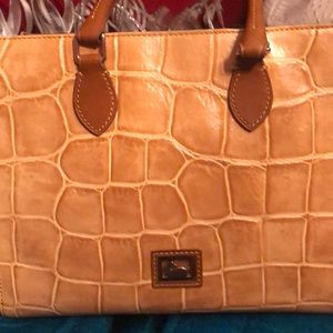 Dooney and Bourke purse!!